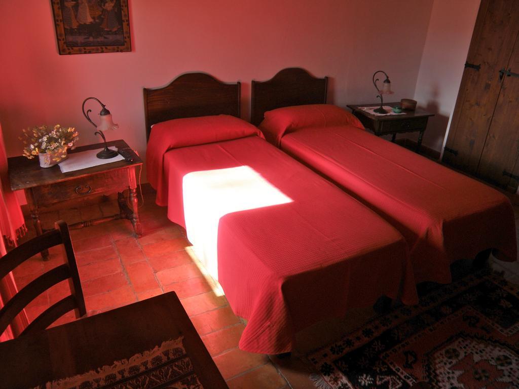 Bed and breakfast Podere Pinzicalari 3*