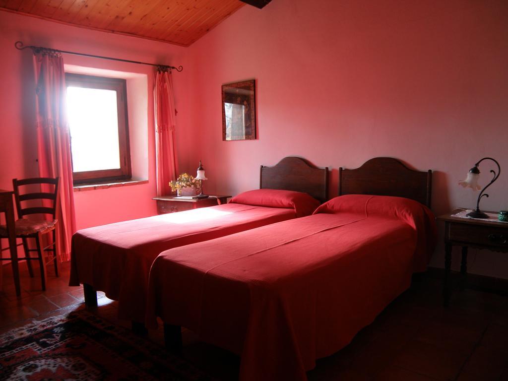 Bed and breakfast Podere Pinzicalari 3*