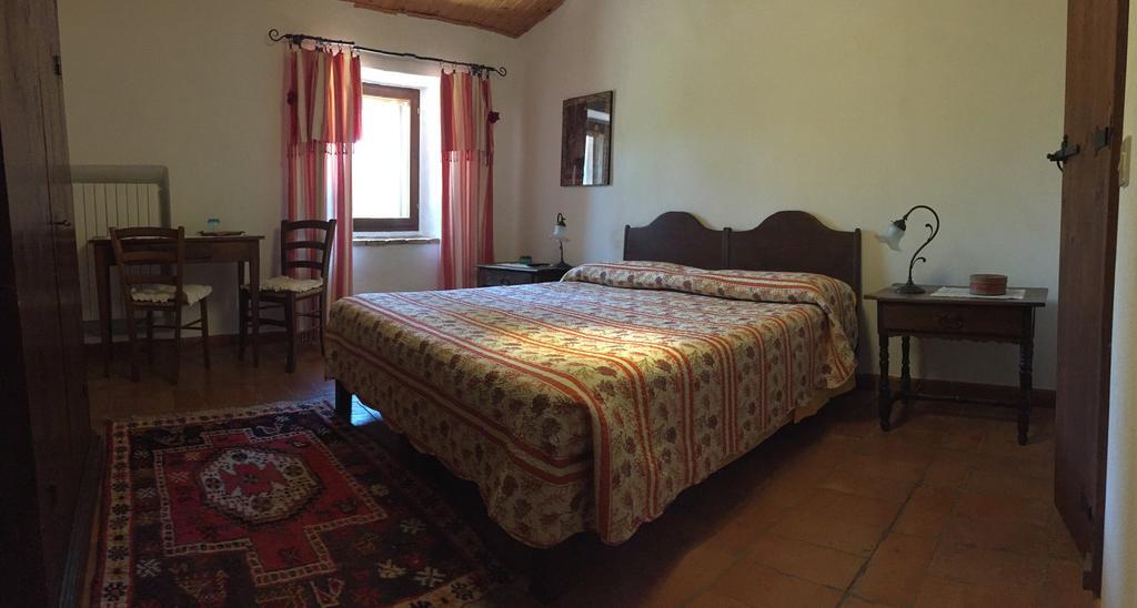 Bed and breakfast Podere Pinzicalari Castel del Piano (Tuscany)